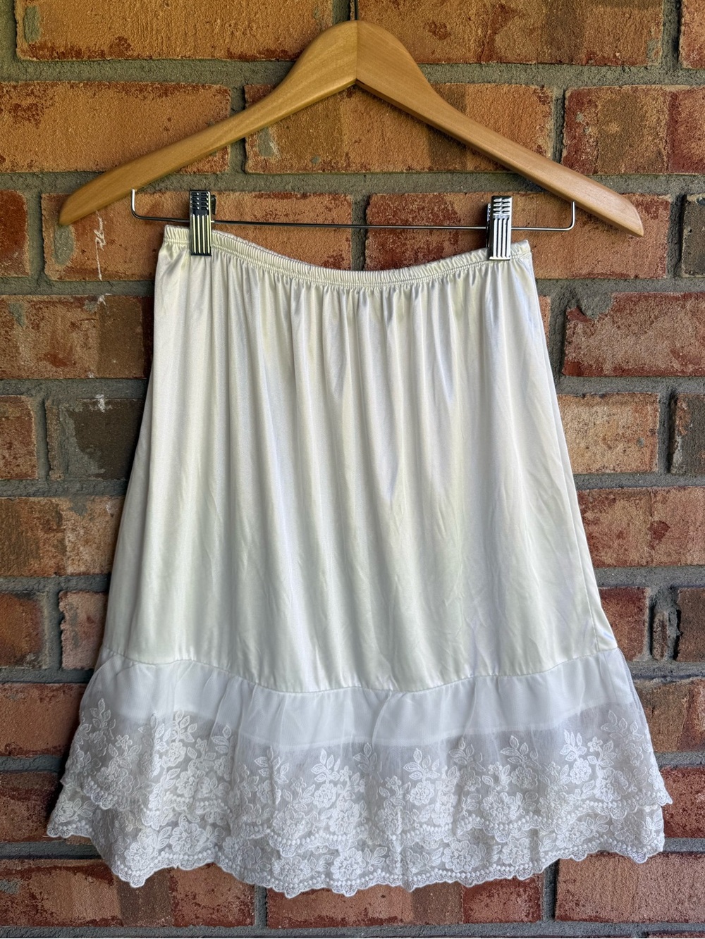 Y2K O2 Collection Ivory Skirt Extender Slip Skirt Lace Trim Layering Medium